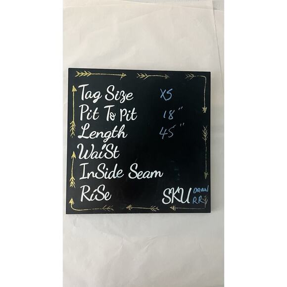 Rails Skylar Posies Dress Green Flutter Sleeve Crepe Stretch XS MIDI Smocked EUC - Picture 11 of 11